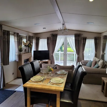 New Forest 2-Bed Premium Holiday Home, Hoburne Bashley Holiday Park,New Milton, Park Leisure Pass At An Additonal Cost Exterior photo