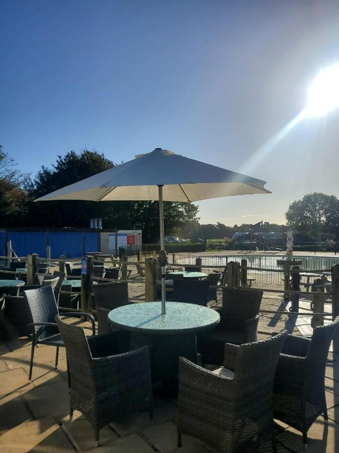 Campsite New Forest 2-bed Premium Home, Hoburne Bashley Park,new Milton, Park Leisure Pass At An Additonal Cost *